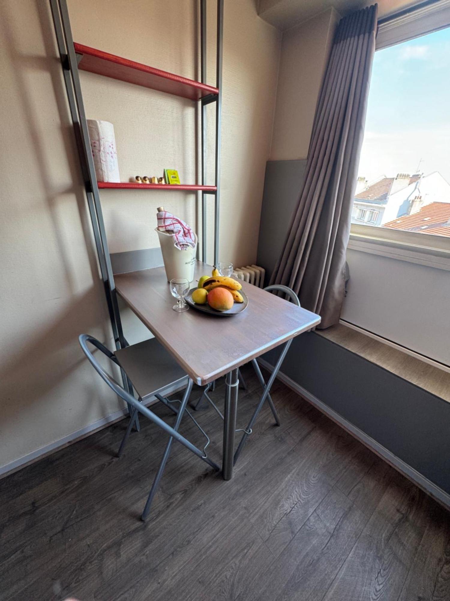 Appartement Terrasse Au Coeur De Valence 54 Eksteriør billede