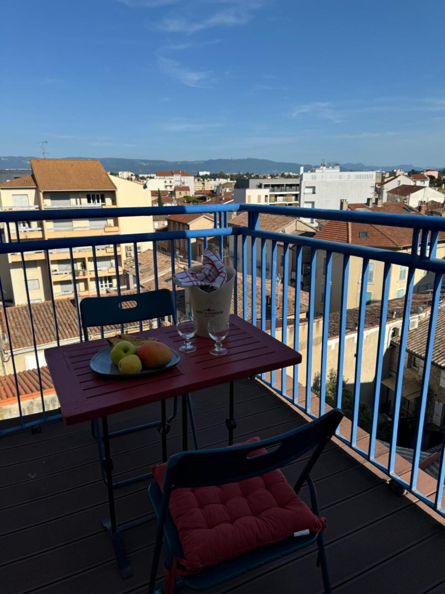 Appartement Terrasse Au Coeur De Valence 54 Eksteriør billede